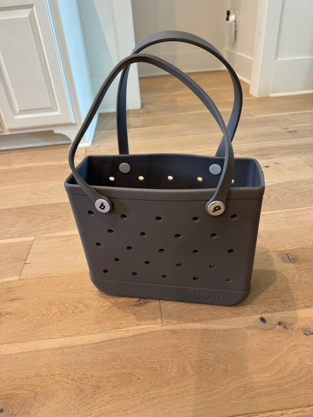 Bogg Bag baby (Medium) Tote in Charcoal